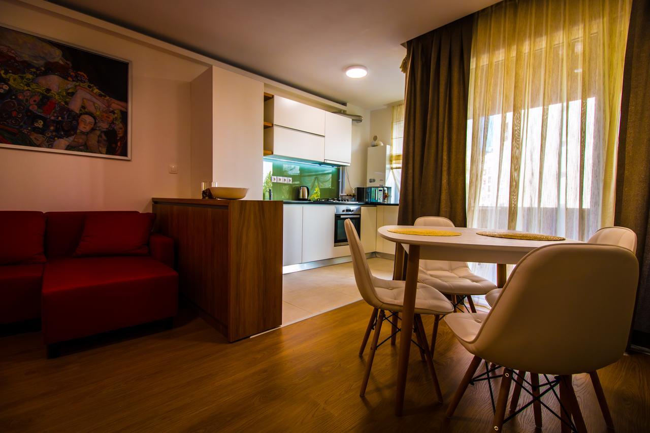 Top Trio Residence Bucharest Exterior photo