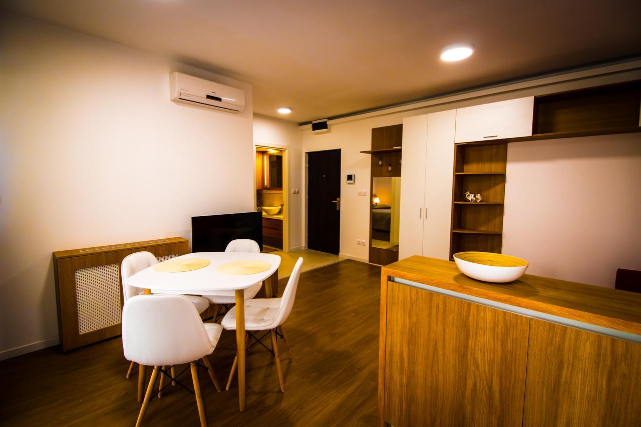 Top Trio Residence Bucharest Exterior photo